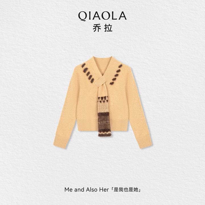 QIAOLA/乔拉【冬日恋歌】秋冬季羊毛领口交叉围巾V领落肩袖保暖上衣