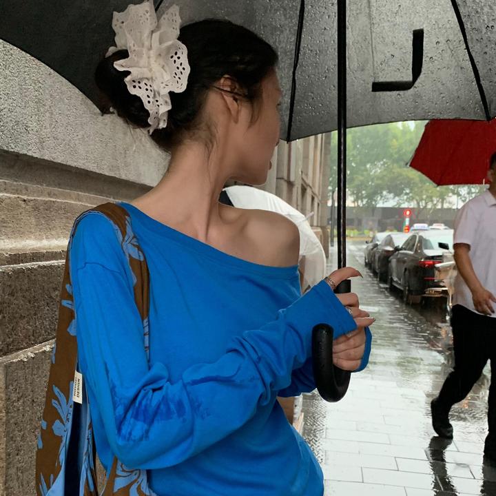 2025秋季新款辣妹斜领长袖T恤女修身显瘦半身裙套装多巴胺服装女