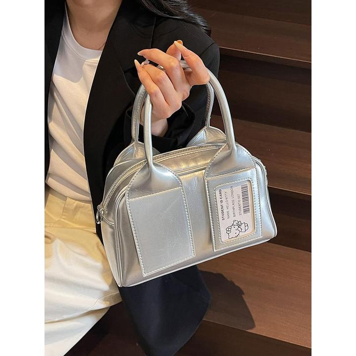 高级质感银色手提小包包女2025新款时尚百搭单肩枕头包通勤斜挎包