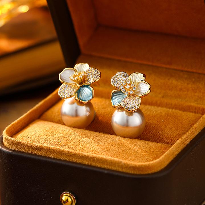铜合金耳饰 轻奢气质耳钉花朵珠珠耳坠法式高级小众设计独特耳环
