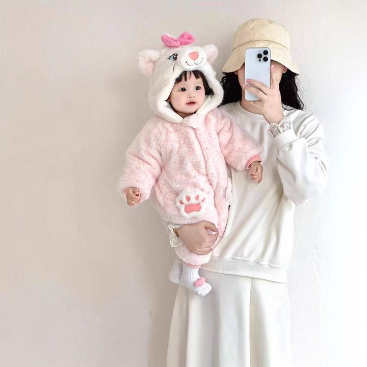 婴儿冬季连体衣加绒加厚外出服新生保暖冬装宝宝超萌可爱棉衣爬服