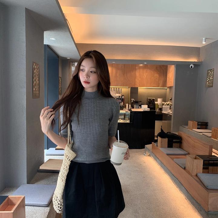 休闲半高领针织衫短袖2025秋季新款韩版修身显瘦短款打底辣妹上衣