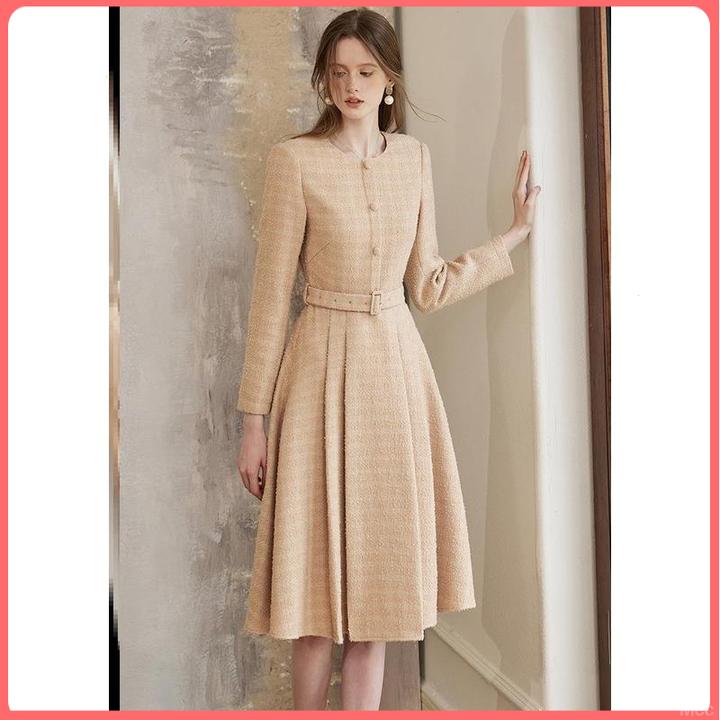 名缕小香风褶皱肌理感连衣裙2025秋季新款纯色时尚大摆裙子