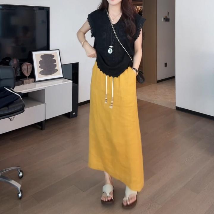 新V领蝴蝶蕾丝飞飞袖显瘦背心上衣+背后开叉直筒半身裙LK2504306