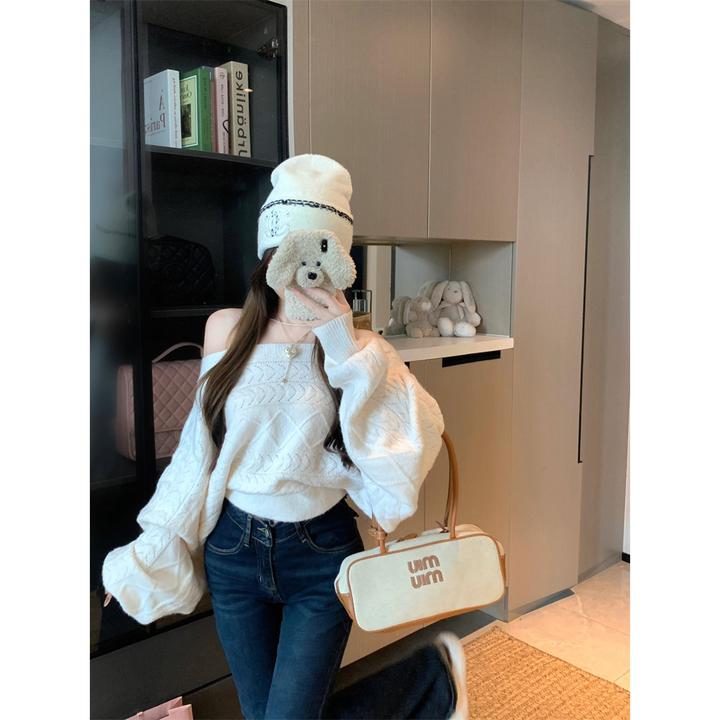 慵懒风一字肩长袖毛衣2025秋季新款百搭宽松套头蝙蝠袖针织上衣女