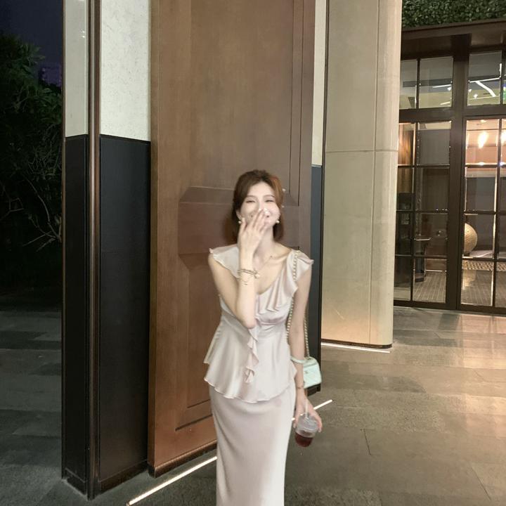 【芝士Cheese】温婉曼韵 显瘦气质性感上衣+半裙