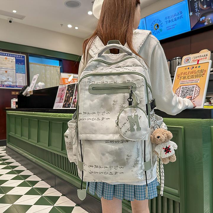 书包女生高中超大容量中学生初中生小学生3-6年级轻便减负双肩包