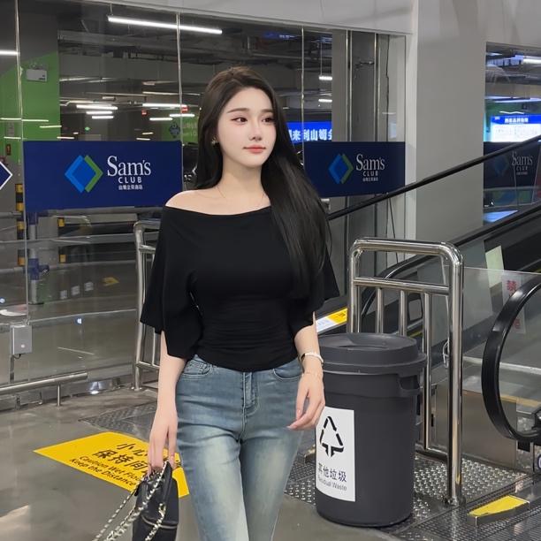 希野逸儿/轻熟曼调弹力修身一字肩T恤奶茶色喇叭袖上衣夏季新款女