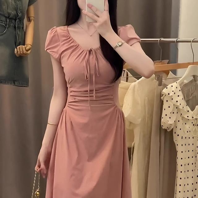 粉色泡泡袖连衣裙女2024新款夏季甜美收腰显瘦气质系带法式长款裙