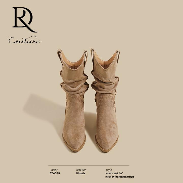 美得毫不费力的靴子！废土风褶皱粗跟绒面骑士靴2025秋新款西部靴