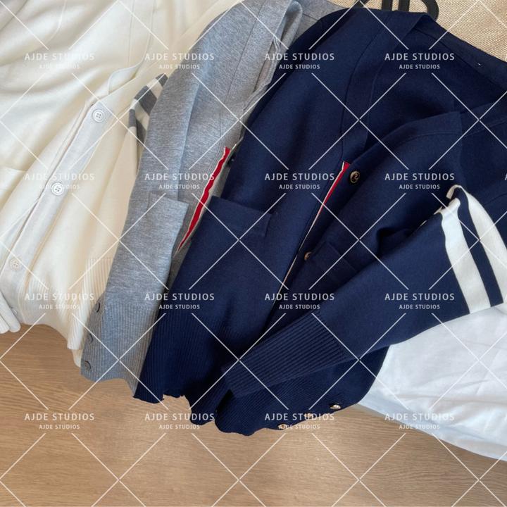 AJDE｜TB英伦V领开衫秋冬穿搭01