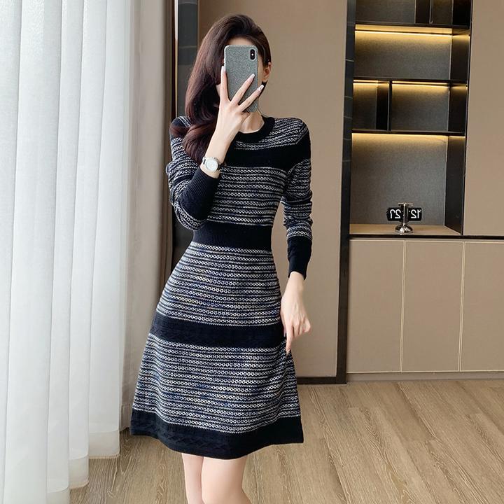 法式高级感小香风针织连衣裙跨境女装秋季新款收腰时尚A字毛衣裙