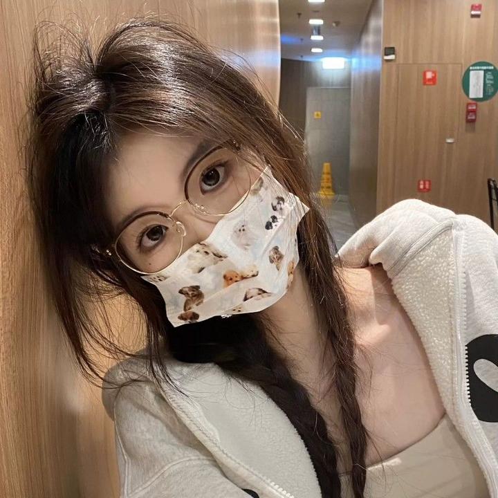 小红书同款茶色近视眼镜框女可配有度数镜片防蓝光复古圆框眼镜架