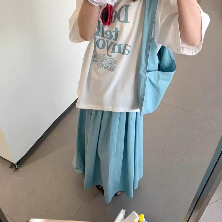 设计感字母印花短袖T恤配半身裙洋气百搭套装