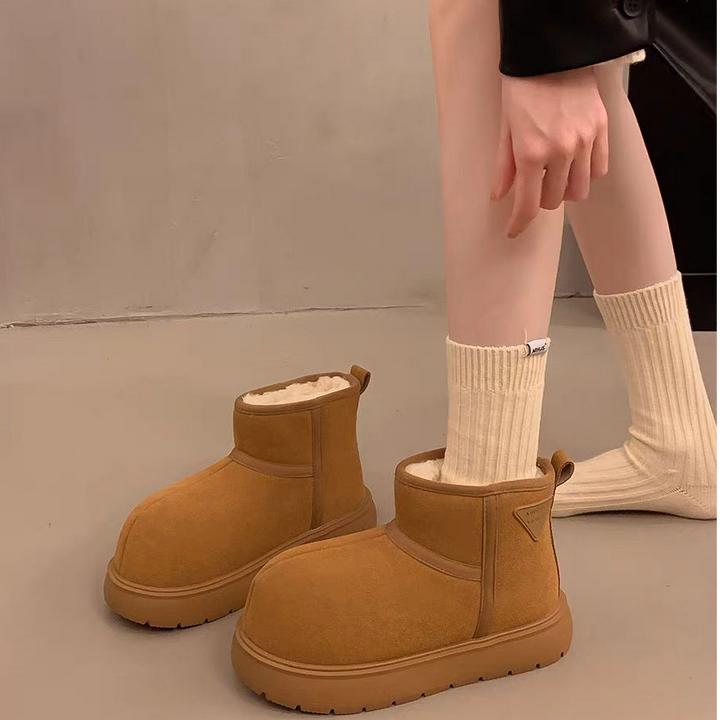 保暖厚底雪地靴女款2025新款冬季户外加绒加厚大头短靴子东北棉鞋