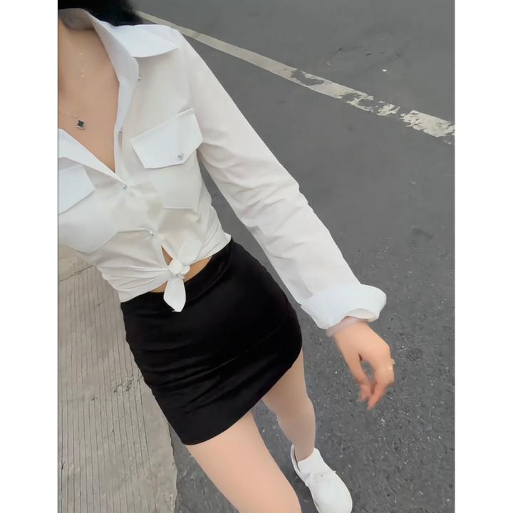 性感纯欲单排扣长袖白色衬衣女秋季新款修身显瘦辣妹翻领衬衫上衣