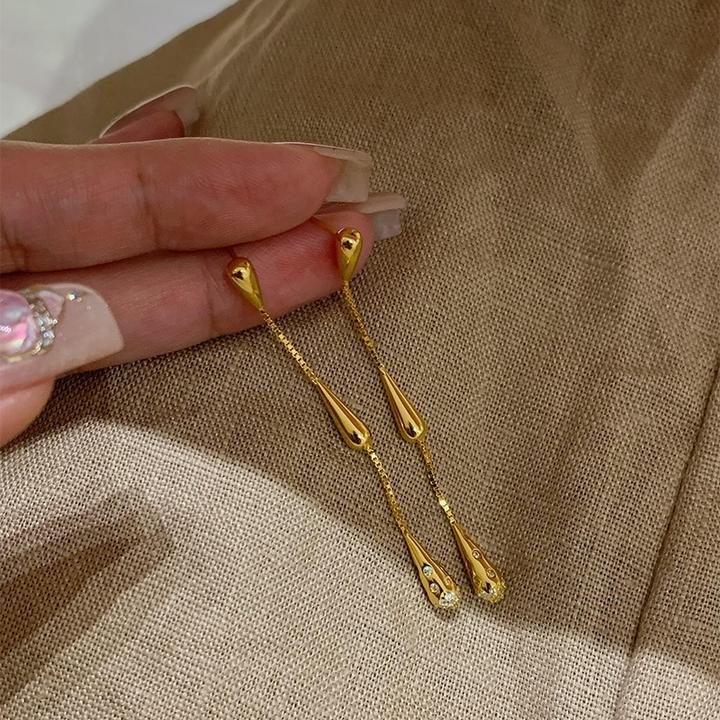 卡柒 铜合金耳饰 中古金色长款水滴流苏耳环女轻奢气质高级感耳饰