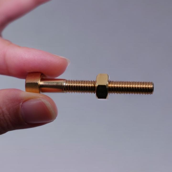 心灵意念自转近景道具聚会整蛊魔术魔术螺丝自动旋转