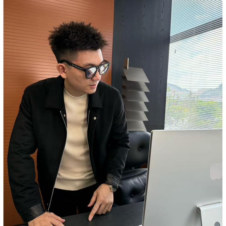 陆老板-【Dorc】2025新款休闲男士羽绒服-7020