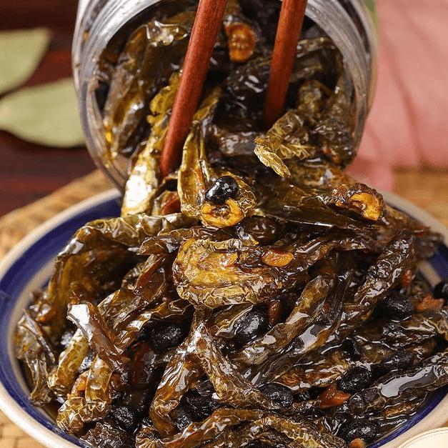湖南正宗特产老坛晒辣椒下饭菜罐装下饭菜爆款干辣椒下饭菜开胃