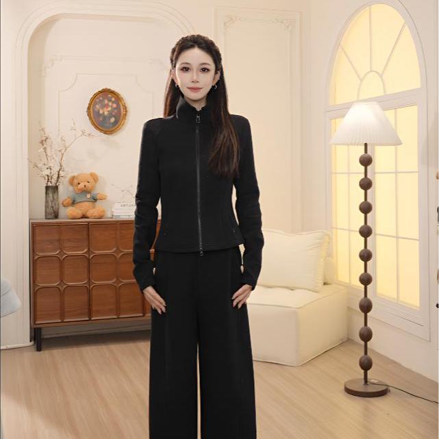 Basic House/百家好2025秋冬新款设计师休闲百搭加绒两件套 DDP54