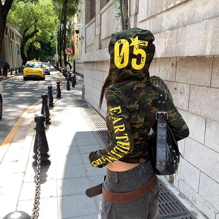 花生酱 秋上新自制美式哥特风迷彩连帽长袖T恤女辣妹显瘦上衣