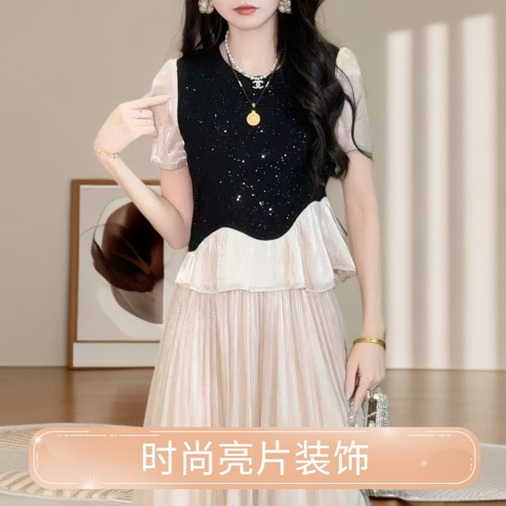 荷叶边夏季新款时尚小众设计气质短袖上衣女显瘦百搭绝美别致T恤