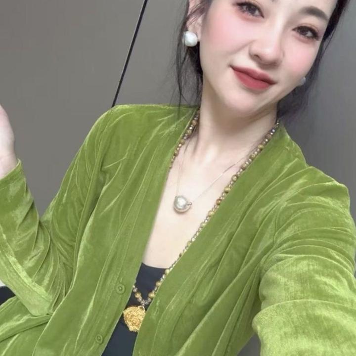 2025新款高级感丝绒外套女春秋季新款高端气质V领小开衫大码外搭