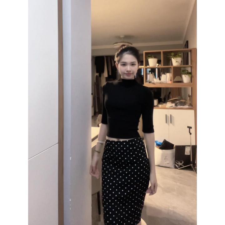 2025春季新款时尚气质纯欲风美式复古辣妹纯色上衣搭高腰半身裙女