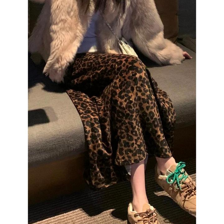 美式复古高级棕色豹纹半身裙女2025早秋新款丝绒鱼尾中长款半身裙