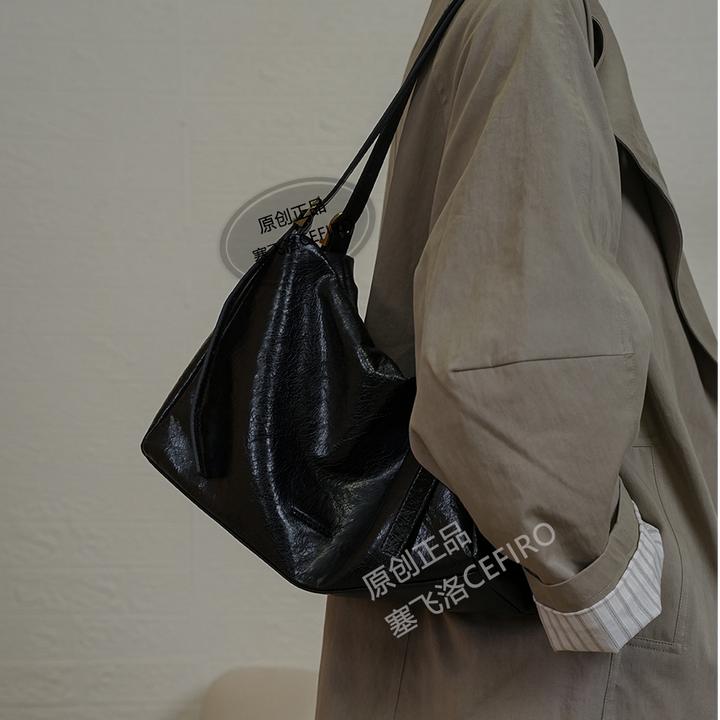 塞飞洛CEFIRO头层牛皮托特包女大容量时尚潮流腋下通勤 1096