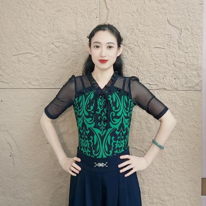 欢舞阁摩登舞吉特巴百搭女士木耳领广场舞系带新款舞蹈服A0734