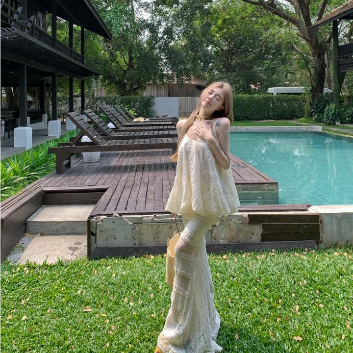 法式立体吊带白色花苞上衣+优雅白色蕾丝拼接弹力半身裙鱼尾裙