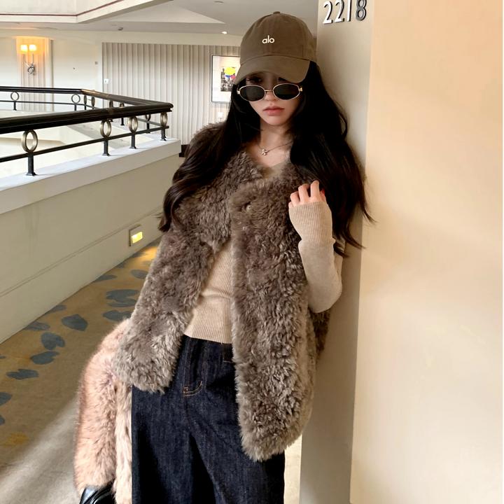 人造皮草 秋冬氛围感软糯2025新款宽松外穿仿羊毛皮草毛毛马甲女