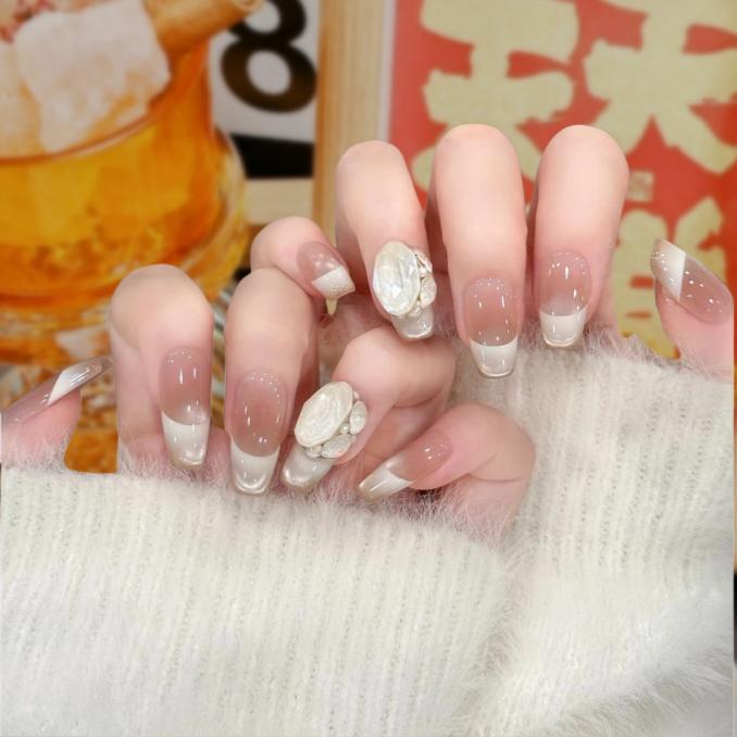 【杏仁烤奶】纯手工穿戴甲可拆卸奶茶亚麻棕清冷轻奢风格新款美甲片