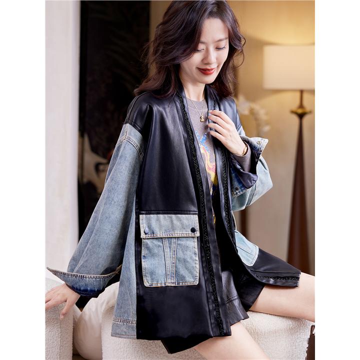 设计感V领皮质牛仔拼接外套女2025秋季时尚洋气百搭宽松大码上衣
