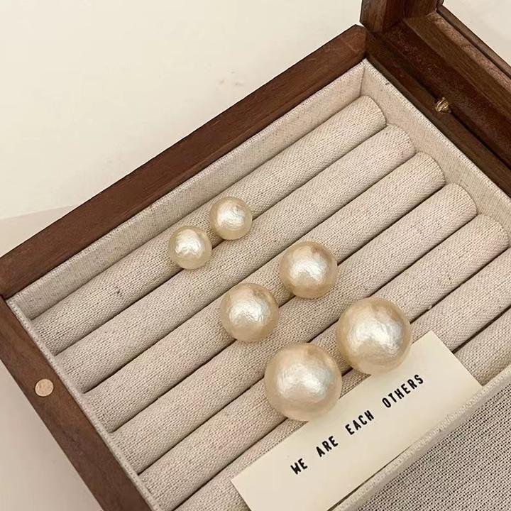 铜合金仿珍珠耳饰 高级感轻奢棉花珍珠耳钉S925银珍珠耳钉925银针