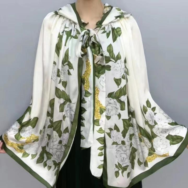 夏季女士新款防晒防风时尚百搭长款女士薄款气质春夏连帽斗篷披肩