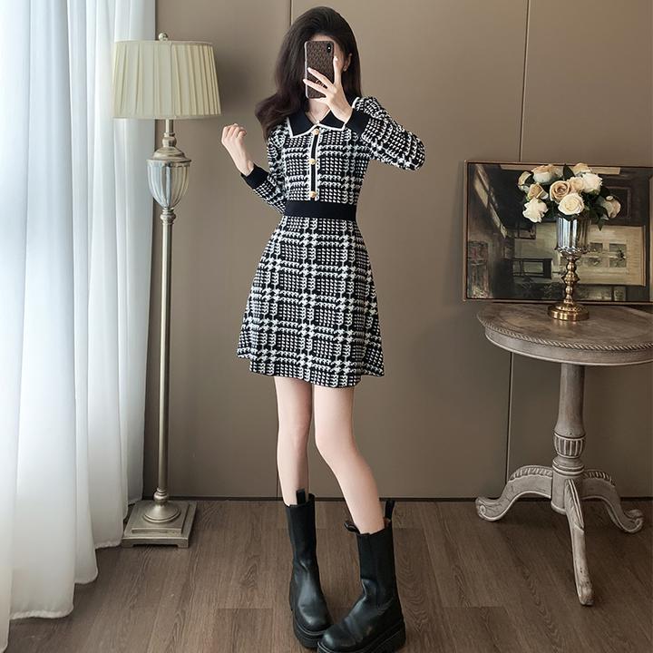 【现货】休闲网红针织连衣裙女款早秋季爆款时尚气质小个子减龄裙子