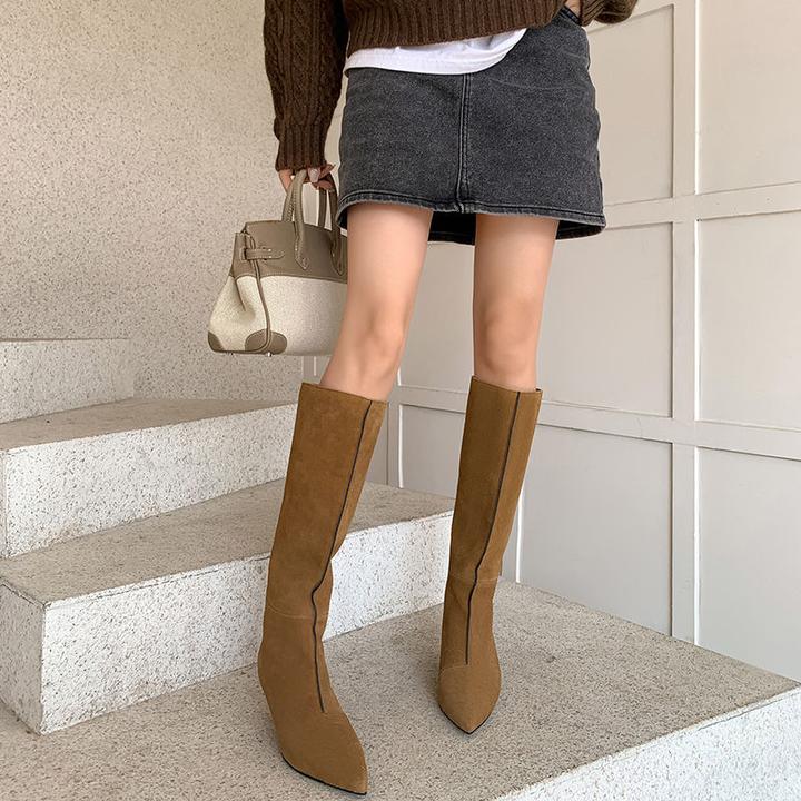 5cm时髦性感2024冬季新款女靴尖头细跟中跟套筒中筒时装靴