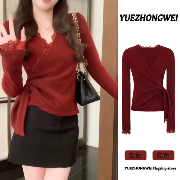 新年过年战袍红色V领蕾丝拼接毛衣女秋冬收腰绑带针织打底衫上衣