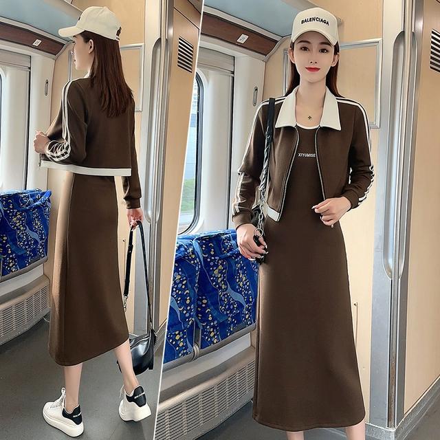 时尚打底长款背心吊带连衣裙女春秋2025新款显瘦长袖外套套装裙子