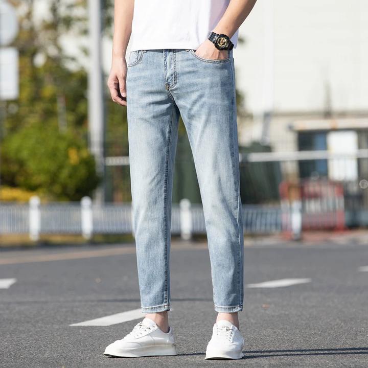 高端浅色九分牛仔裤男2025秋季新款修身小脚裤韩版潮流休闲9分裤