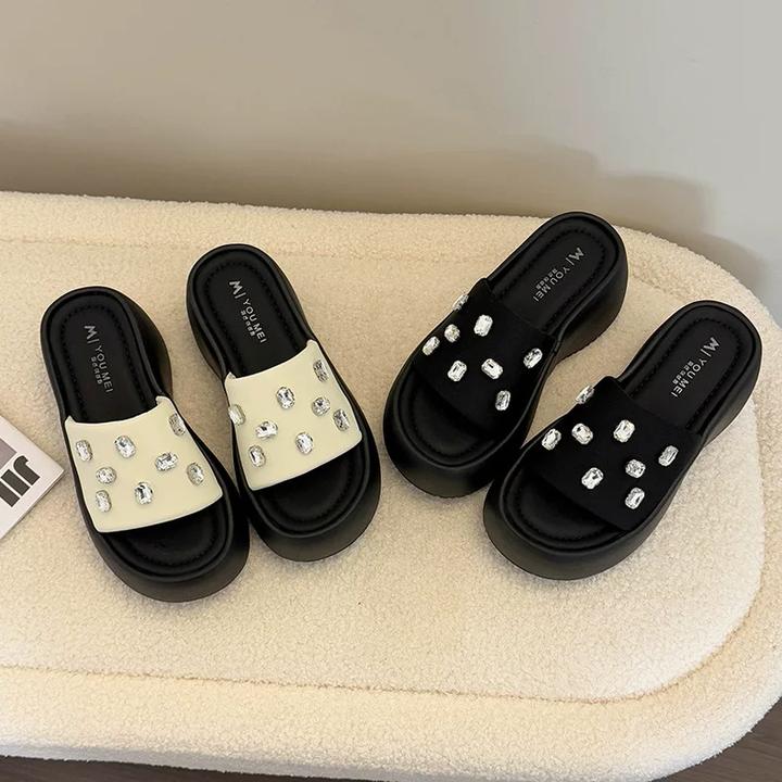 2025夏季新款踩屎感厚底凉鞋一字拖外穿凉拖鞋女鞋水钻坡跟拖鞋女