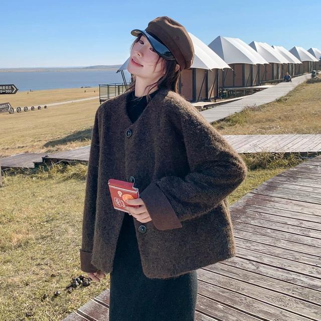 法式复古小香风毛呢外套女2024冬季新款高级感减龄宽松小个子上衣