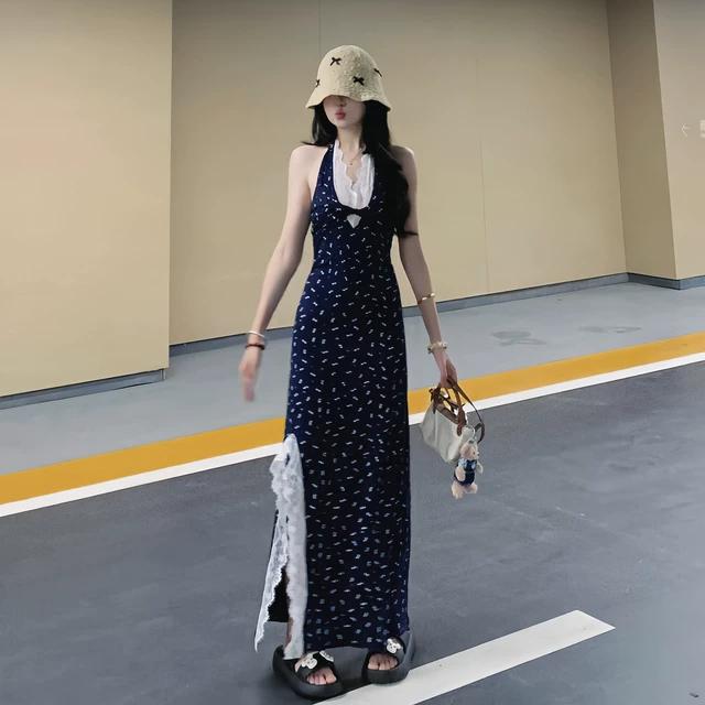 法式绝美蕾丝拼接挂脖连衣裙女夏2025新款度假风气质掐腰碎花长裙