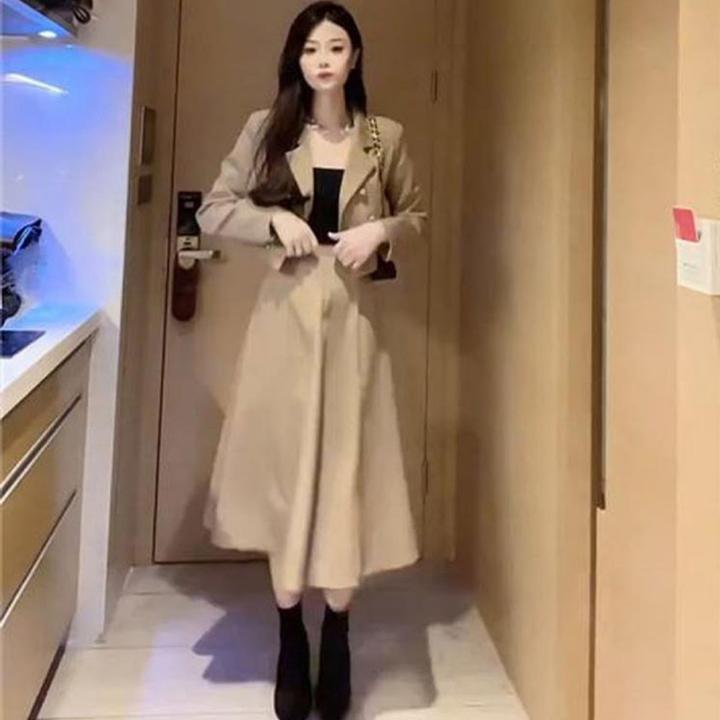 网红气质时尚套装女秋季新款赫本风小西服外套高腰半身裙两件套潮