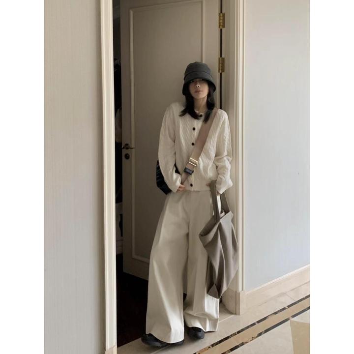 2024新款秋季别致麻花针织开衫外套女气质慵懒风宽松裤子两件套EQ