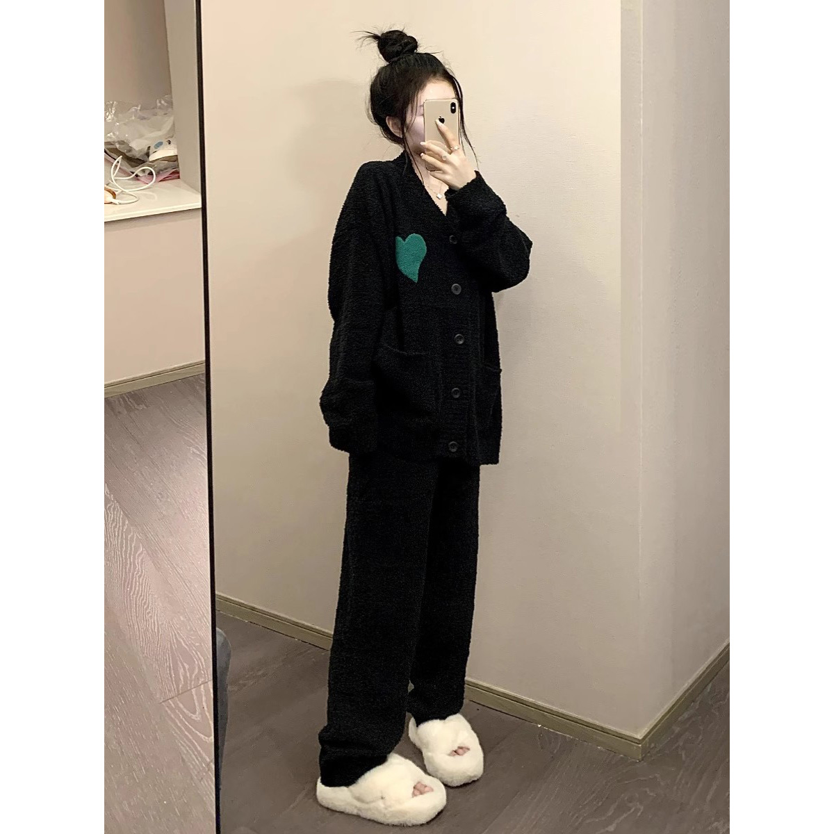 半边绒睡衣女款秋冬季2025网红珊瑚绒冬天女士加厚毛绒家居服套装