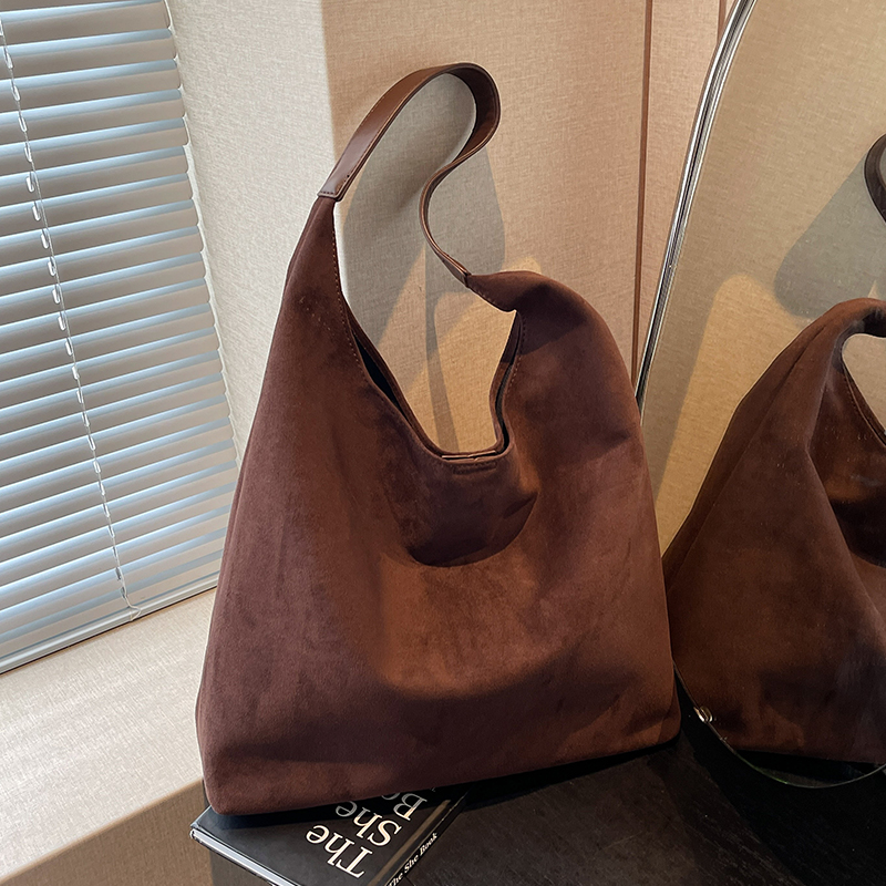 佐猫2025秋冬新款包包女托特包大学生女包18-20岁单肩包通勤包包